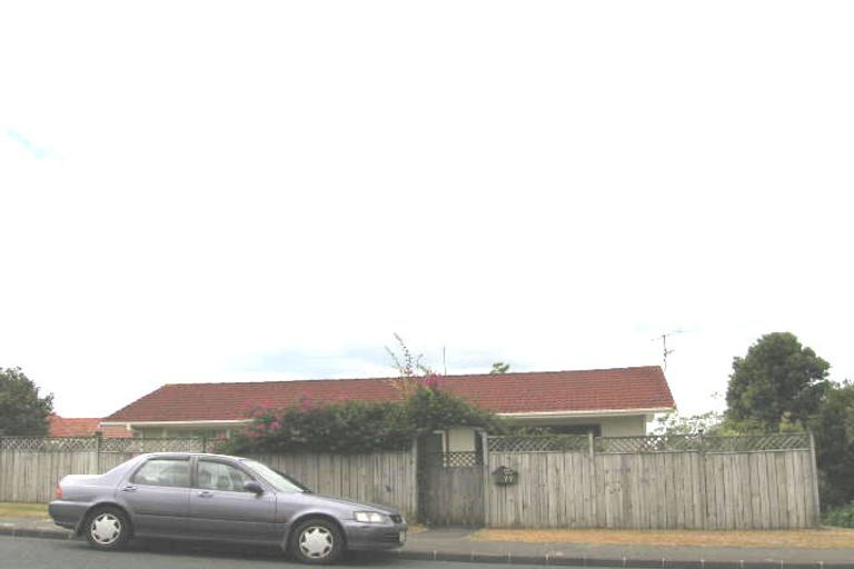 Photo of property in 1/77 Juniper Road, Sunnynook, Auckland, 0620