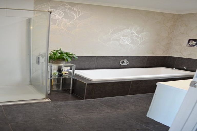 Photo of property in 27d Nelson Street, Waipukurau, 4200