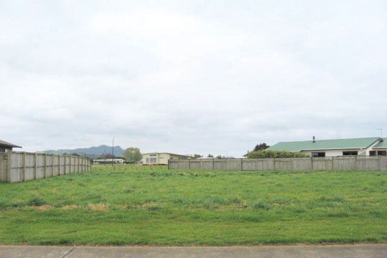 Photo of property in 16 Jacaranda Drive, Whitianga, 3510