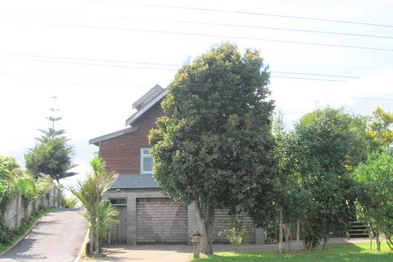 Photo of property in 1021b Papamoa Beach Road, Papamoa Beach, Papamoa, 3118