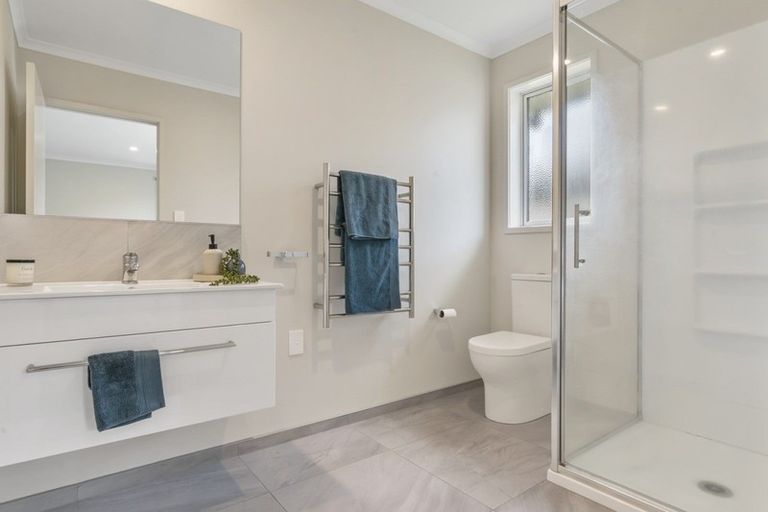 Photo of property in 172 Waikite Road, Welcome Bay, Tauranga, 3175