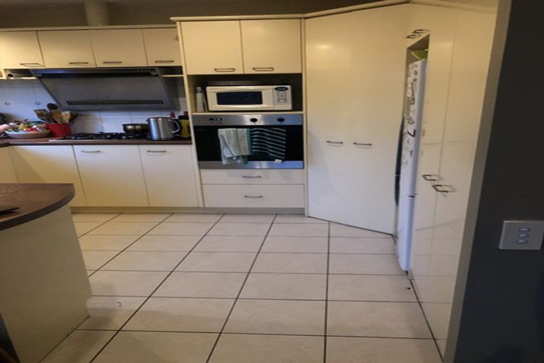 Photo of property in 14 Checkerberry Court, Henderson, Auckland, 0612