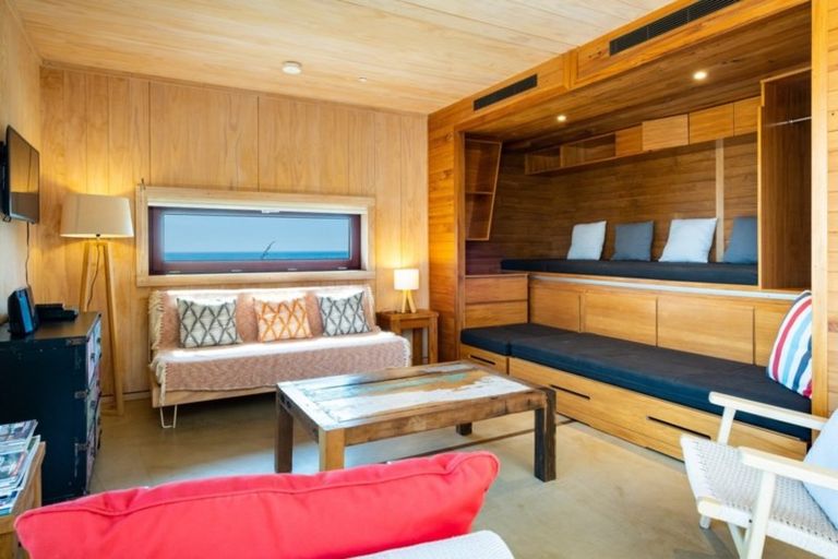 Photo of property in 28 Lightning Ridge View, Waimarama, 4294