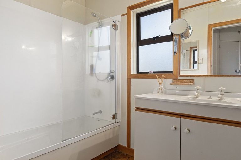 Photo of property in 173 Otumoetai Road, Brookfield, Tauranga, 3110