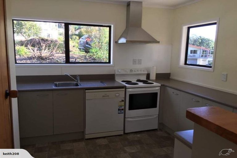 Photo of property in 12 Puketiro Place, Paihia, 0200
