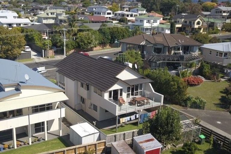Photo of property in 19 Lemon Grove Avenue, Otumoetai, Tauranga, 3110