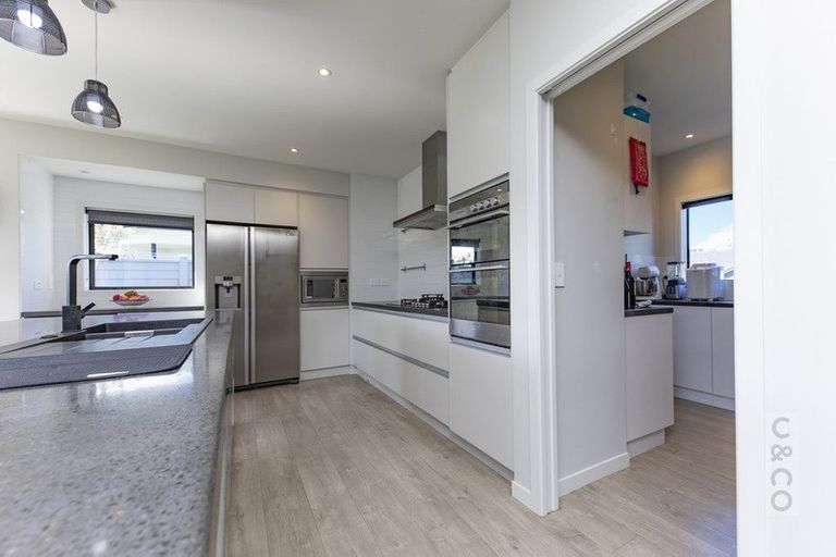 Photo of property in 1 Nikau Way, Riverhead, 0820