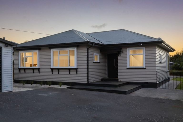 Photo of property in 115 Paparoa Street, Papanui, Christchurch, 8053