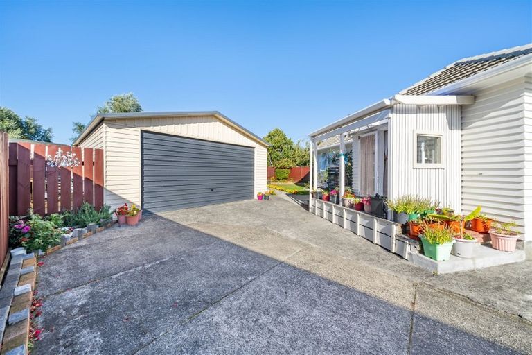 Photo of property in 13 Weka Grove, Elderslea, Upper Hutt, 5018