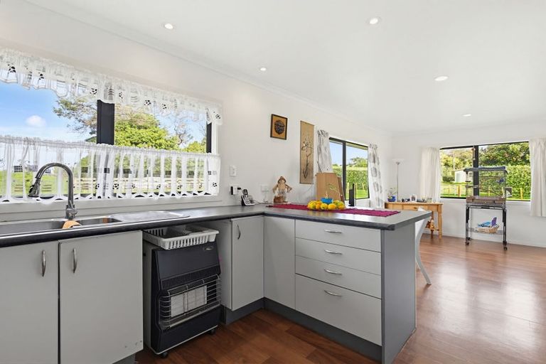 Photo of property in 2149 Awhitu Road, Pollok, Waiuku, 2684