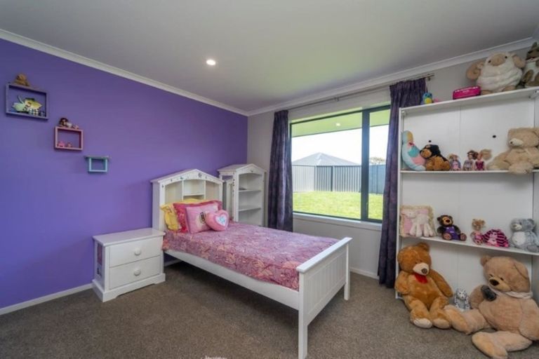 Photo of property in 7 Stoneleigh Drive, Solway, Masterton, 5810