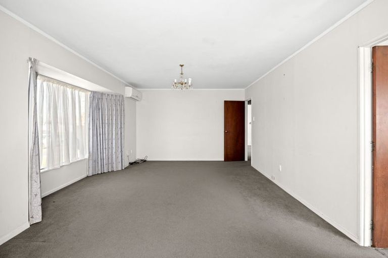 Photo of property in 2a Saint Lukes Place, Bader, Hamilton, 3206