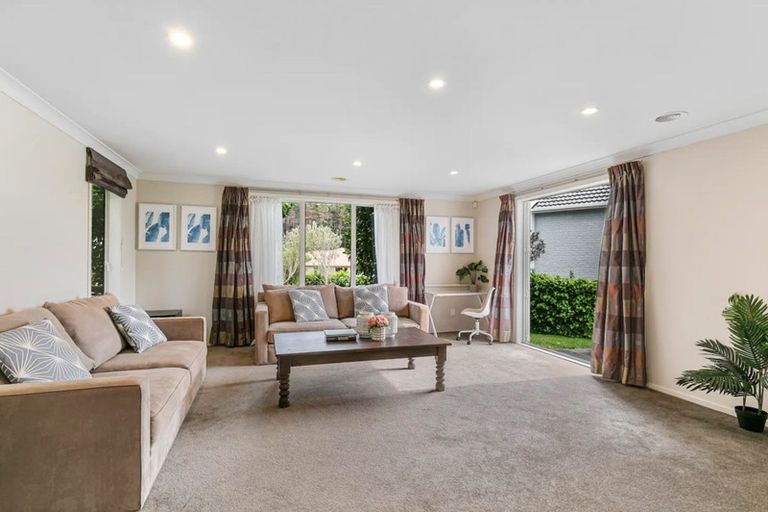 Photo of property in 5 Winsley Terrace, Churton Park, Wellington, 6037