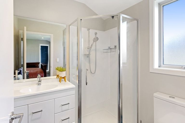 Photo of property in 8 Bargrove Close, Halswell, Christchurch, 8025