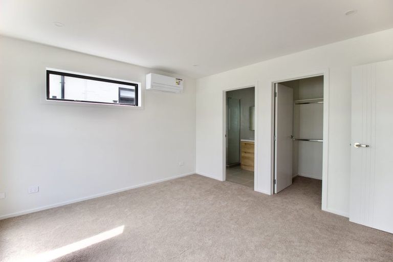 Photo of property in 8 Croatia Avenue, Huapai, Kumeu, 0810