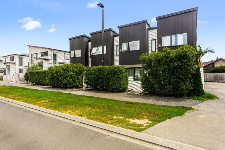 Photo of property in 1b Camp X Place, Whenuapai, Auckland, 0618