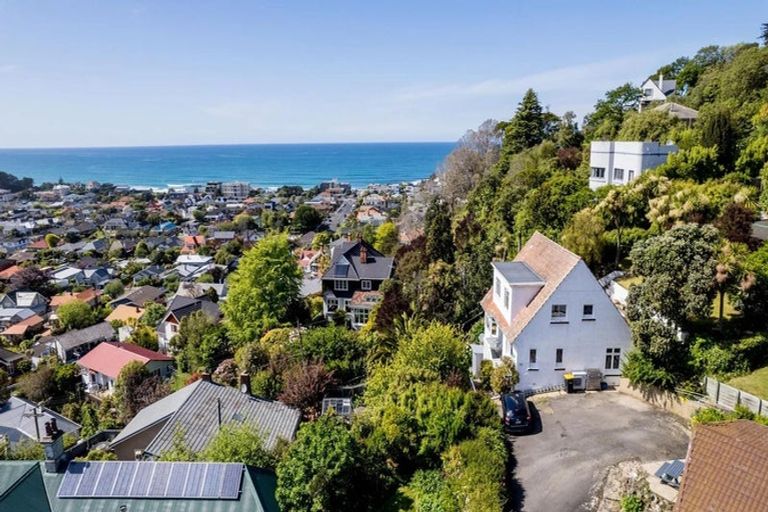 Photo of property in 32 Motu Street, Saint Clair, Dunedin, 9012