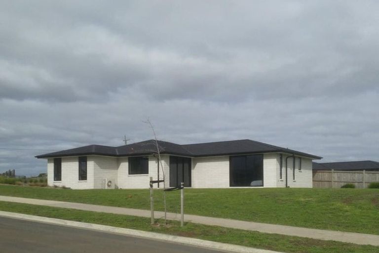 Photo of property in 21 Swan Road, Te Kauwhata, 3710