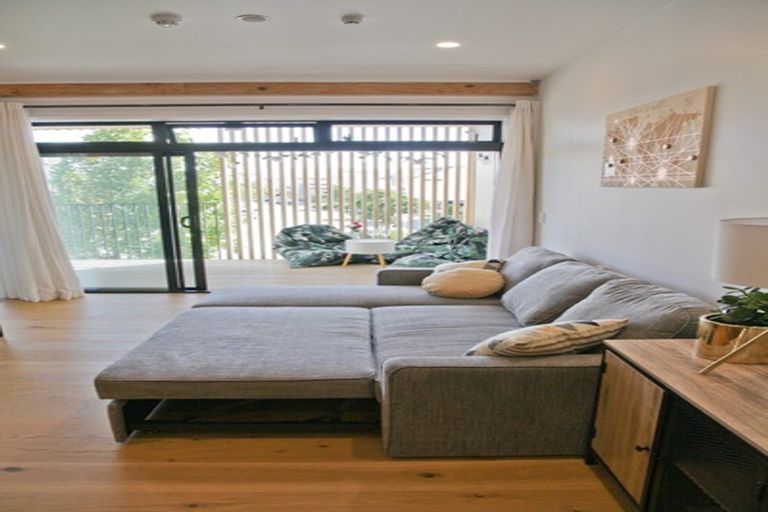 Photo of property in 6/167 Hobsonville Point Road, Hobsonville, Auckland, 0616