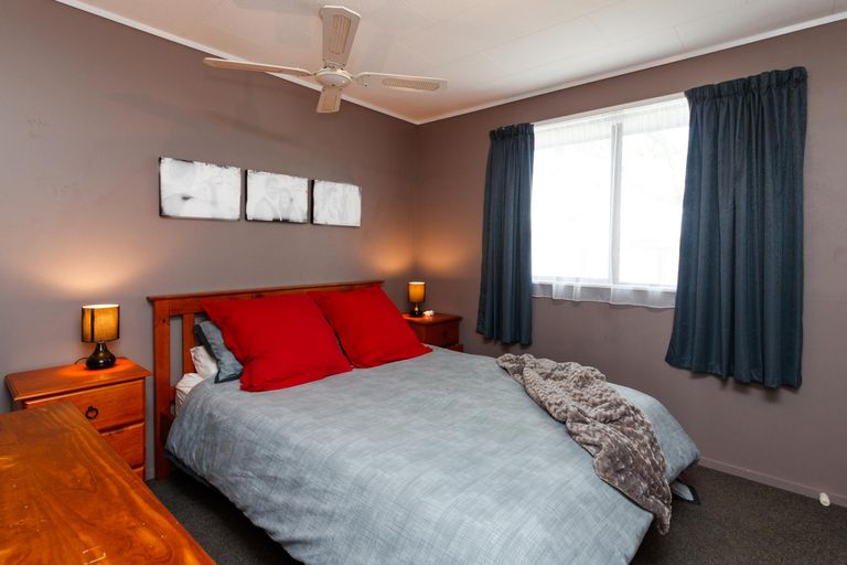 Photo of property in 6 Mercury Street, Milson, Palmerston North, 4414