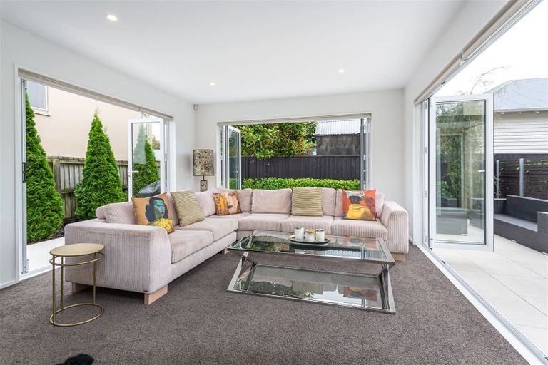 Photo of property in 7 Cheltenham Street, Merivale, Christchurch, 8014