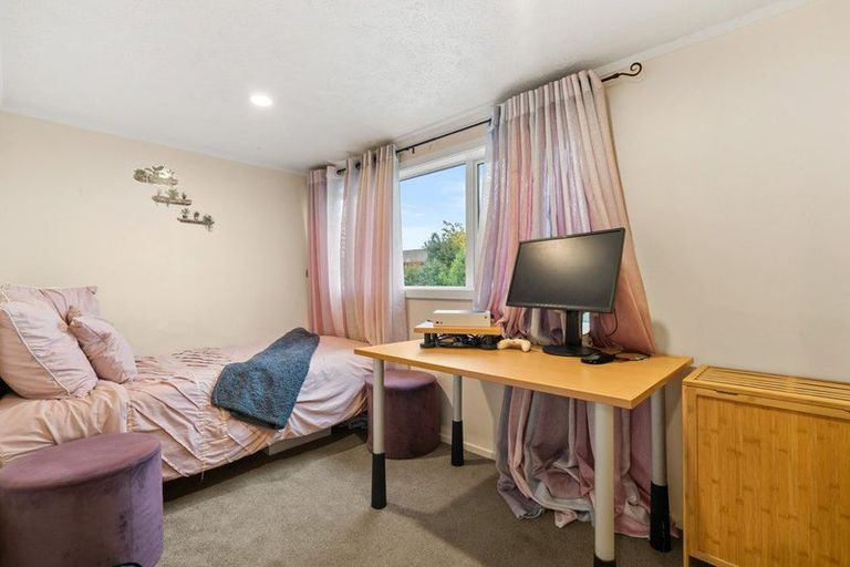 Photo of property in 67 Eugenia Rise, Totara Heights, Auckland, 2105