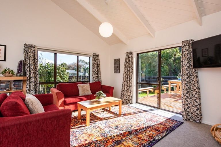 Photo of property in 30 Millhaven Place, Otaki, 5512