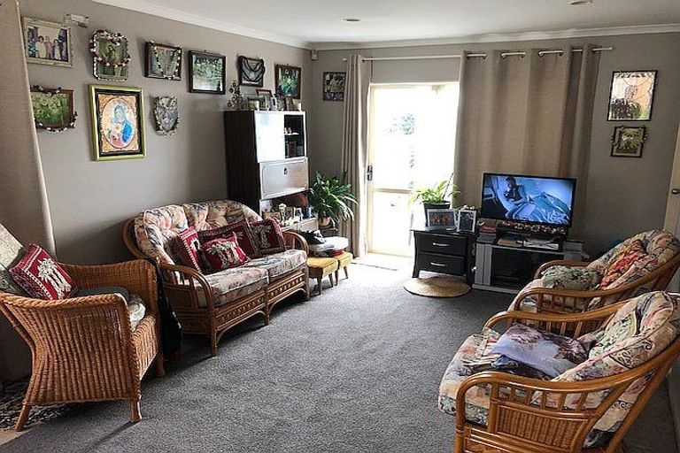 Photo of property in 8/15 Hastie Avenue, Mangere Bridge, Auckland, 2022