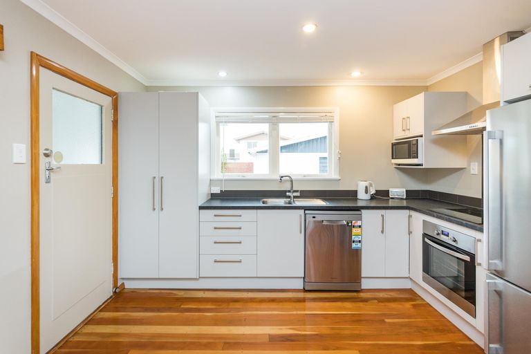 Photo of property in 5 Hunter Street, Milson, Palmerston North, 4414