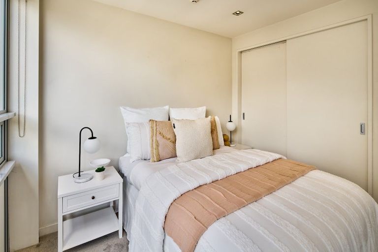 Photo of property in Monument Apartments, 3j/245 Wakefield Street, Te Aro, Wellington, 6011