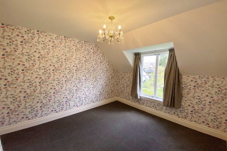 Photo of property in 163 Gardiners Road, Harewood, Christchurch, 8051