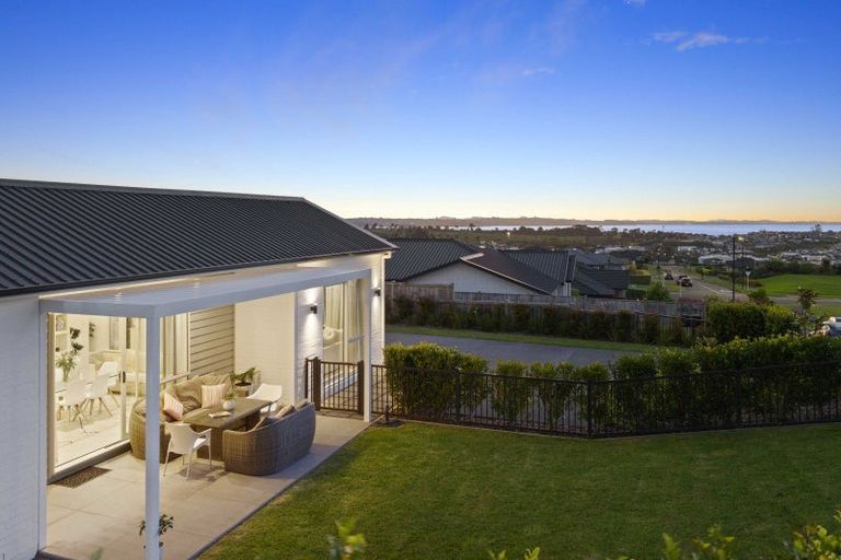 Photo of property in 37 Motukaraka Drive, Beachlands, Auckland, 2018
