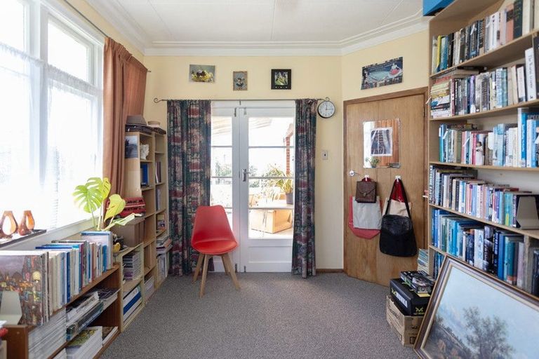 Photo of property in 1 Queens Crescent, Oamaru, 9400