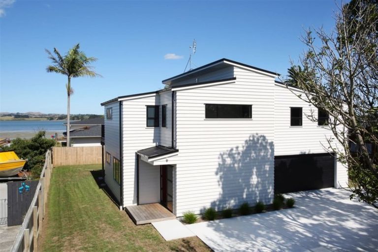 Photo of property in 7 Ronald Avenue, Glenbrook, Waiuku, 2681