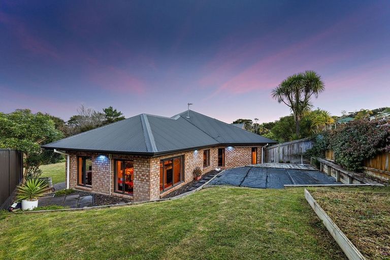 Photo of property in 157e Colwill Road, Massey, Auckland, 0614