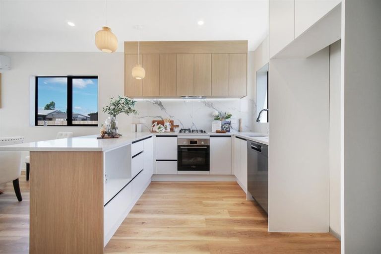 Photo of property in 72 Opoka Street, Papakura, 2110