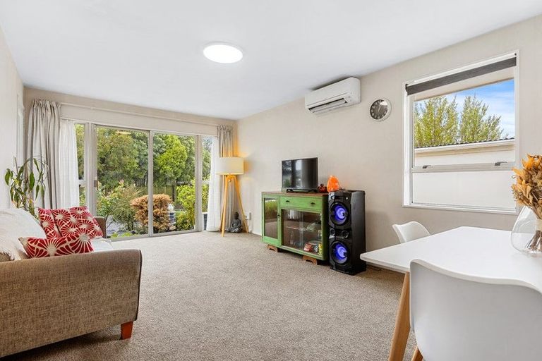 Photo of property in 5/80 Charles Street, Waltham, Christchurch, 8011