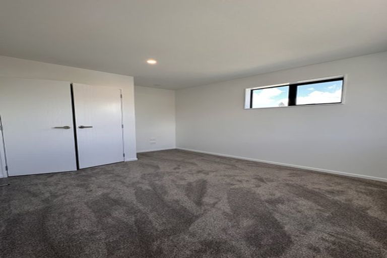 Photo of property in 59b Totara Road, Te Atatu Peninsula, Auckland, 0610
