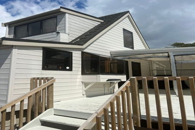 Photo of property in 8 Zealandia Road, Manly, Whangaparaoa, 0930