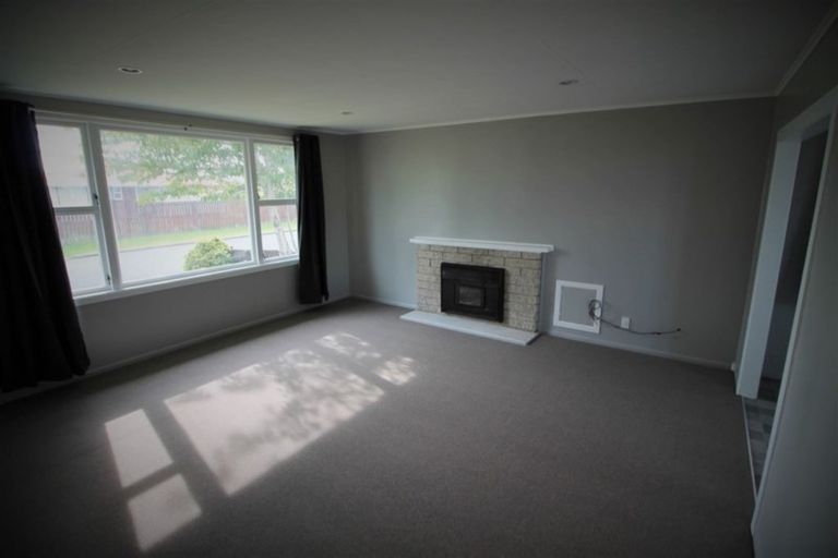 Photo of property in 14 Matata Place, Tokoroa, 3420
