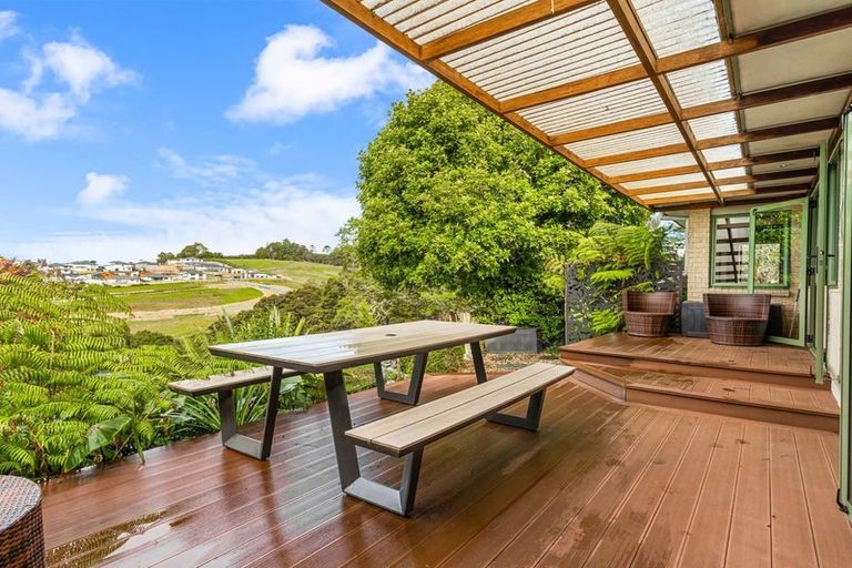 Photo of property in 1/199 Birdwood Road, Massey, Auckland, 0614