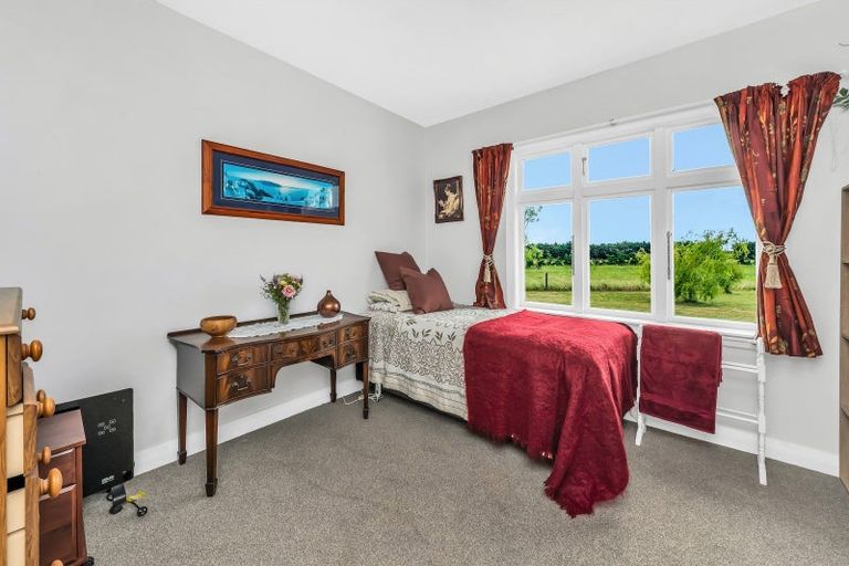 Photo of property in 106 Glews Road, Cust, Rangiora, 7471