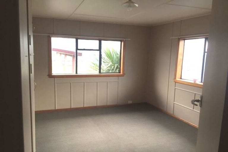 Photo of property in 12 Mersey Street, South Hill, Oamaru, 9400