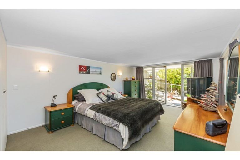 Photo of property in 31 Monyash Road, Manly, Whangaparaoa, 0930