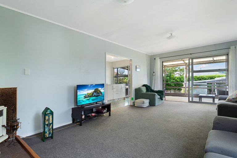 Photo of property in 2 Tapu Road, Huapai, Kumeu, 0810