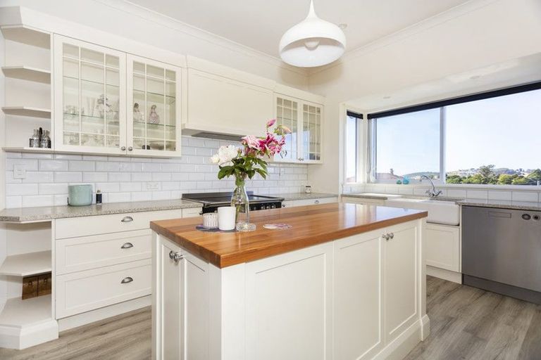 Photo of property in 138 Perth Street, Holmes Hill, Oamaru, 9401