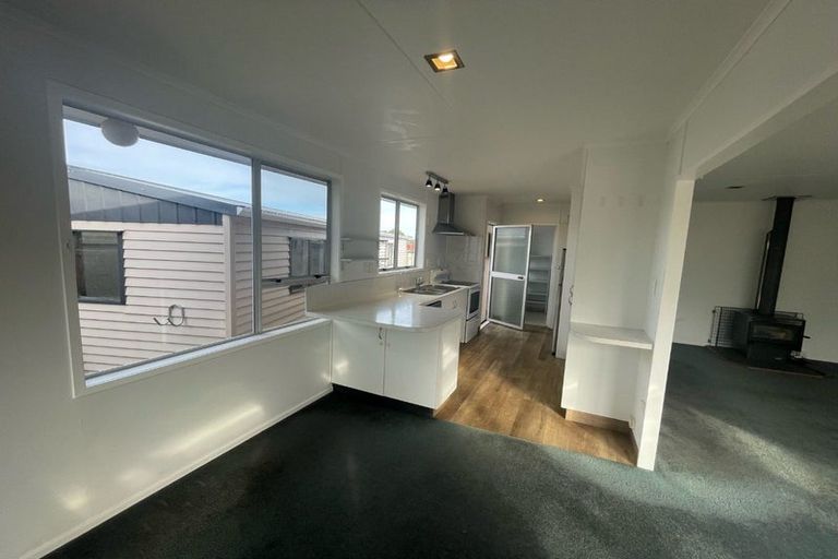 Photo of property in 215 Parklands Avenue, Bell Block, New Plymouth, 4312
