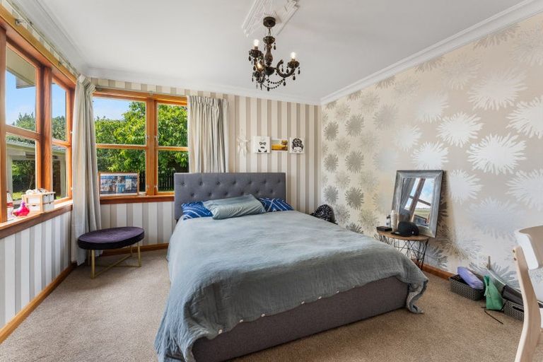 Photo of property in 63 Brightwater Terrace, Terrace End, Palmerston North, 4410