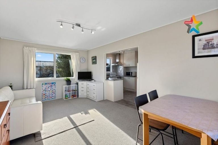 Photo of property in 40e Leighton Avenue, Waiwhetu, Lower Hutt, 5010
