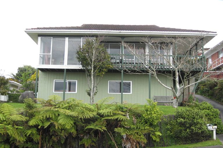Photo of property in 52 Crownhill Street, Spotswood, New Plymouth, 4310